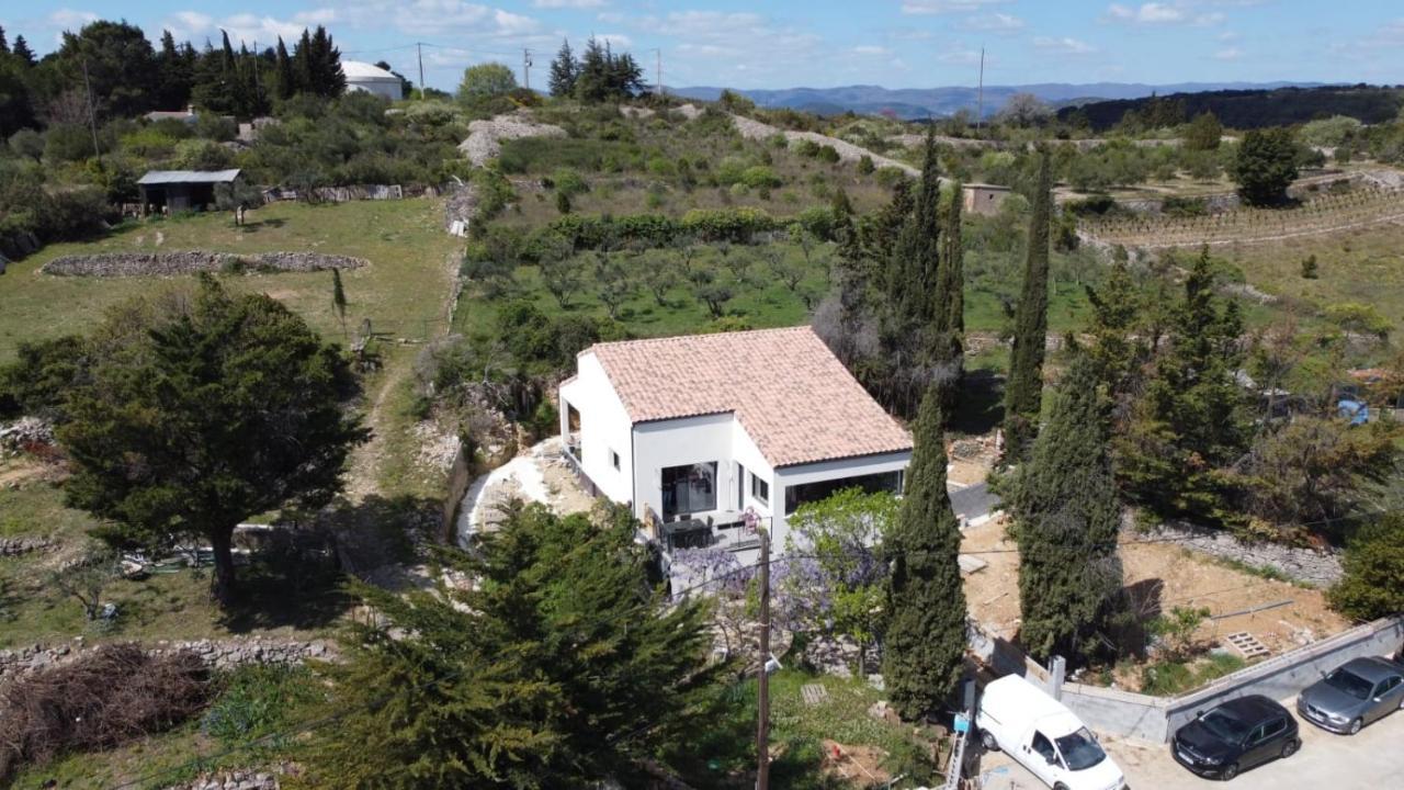 Proche Lac Du Salagou, Chambre Agreable Avec Salle D'Eau Et Wc Prive Lacoste  Kültér fotó